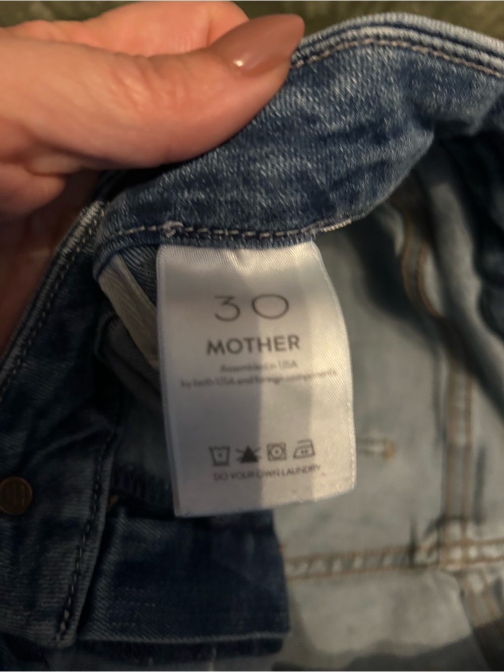 MOTHER roller patch pocket jeans - Picture 3 of 4
